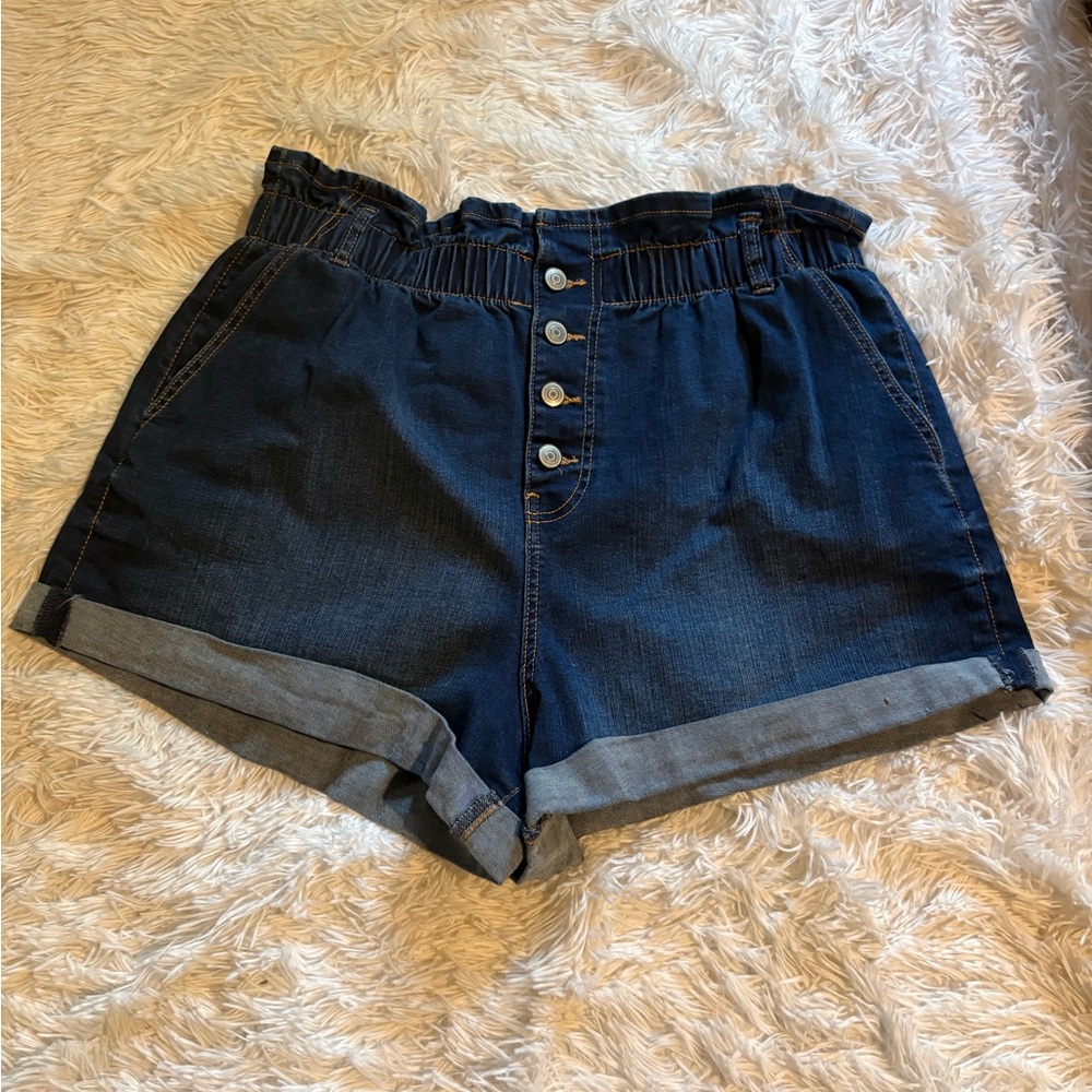No Boundaries Dark Blue Rolled Hem Button-Front Jean Shorts
